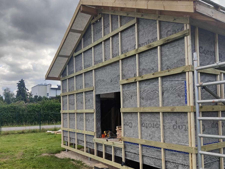 Koka karkasa mājas būvniecība